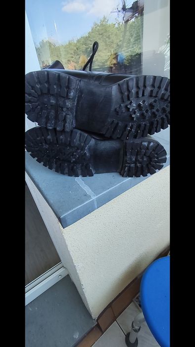 Buty wojskowe z opinaczami