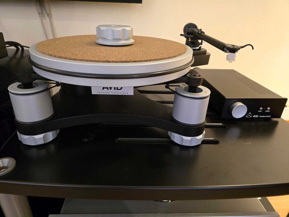 Gira Discos Avid Volvere SP