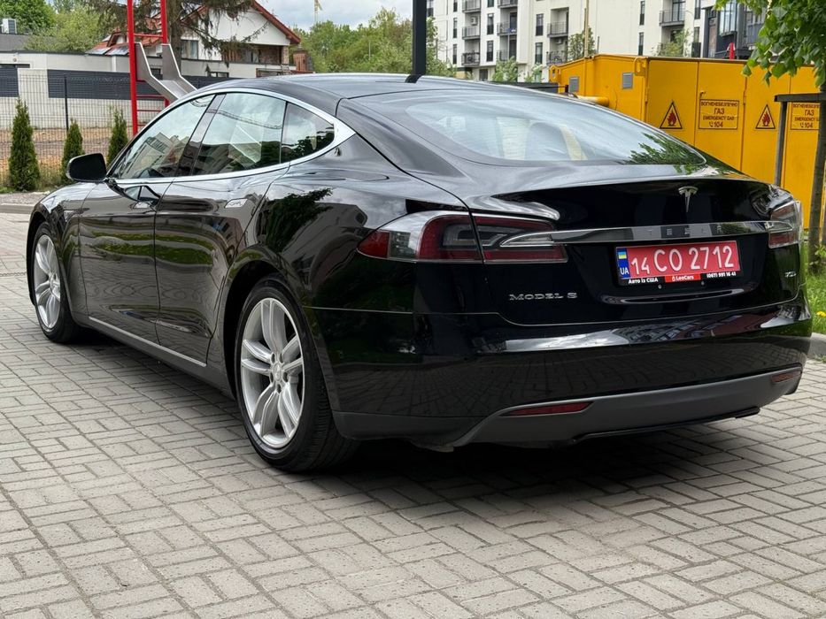 2015 Tesla model S 70D