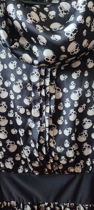Tunika w czaszki rozmiar L
