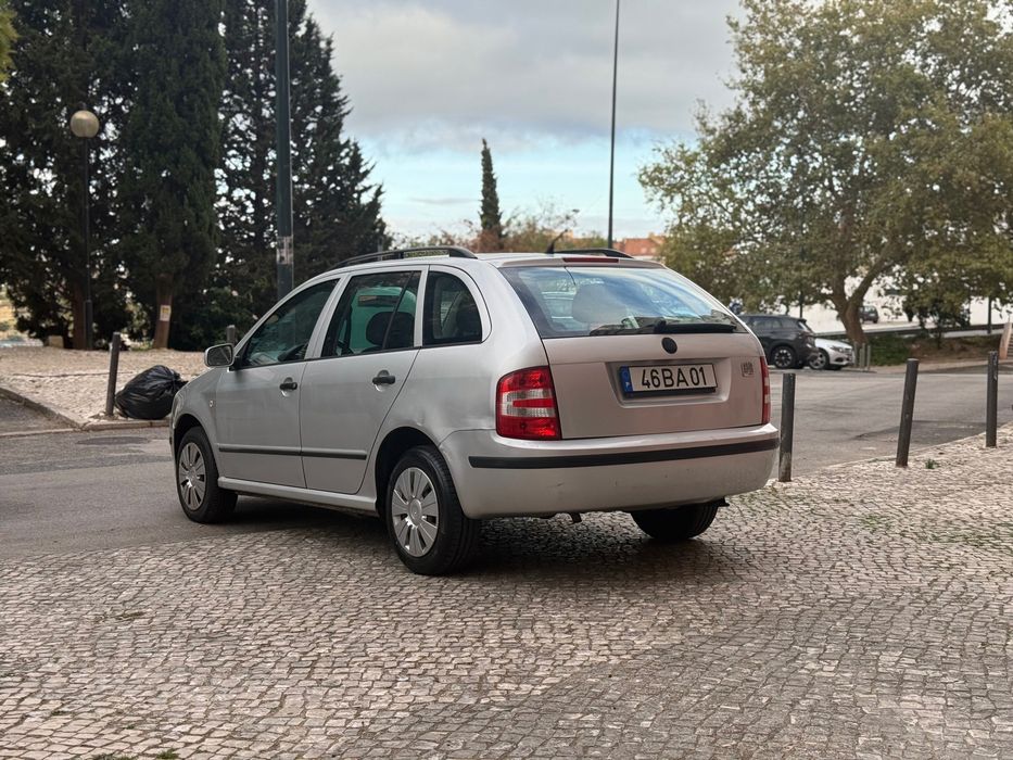 Skoda Fabia 1.2 C/AC Nacional 2006. — photo 3