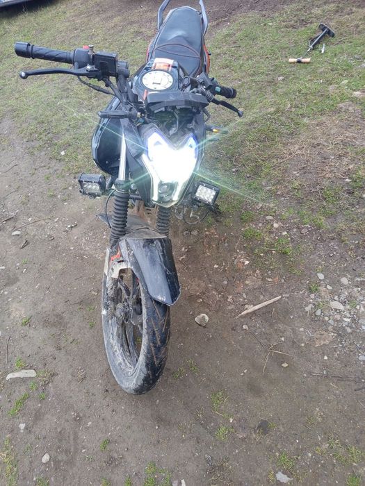 Продам спарк 200 р 34