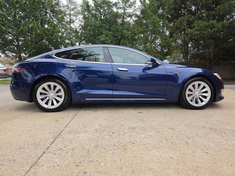 Tesla Model S 100D      2018