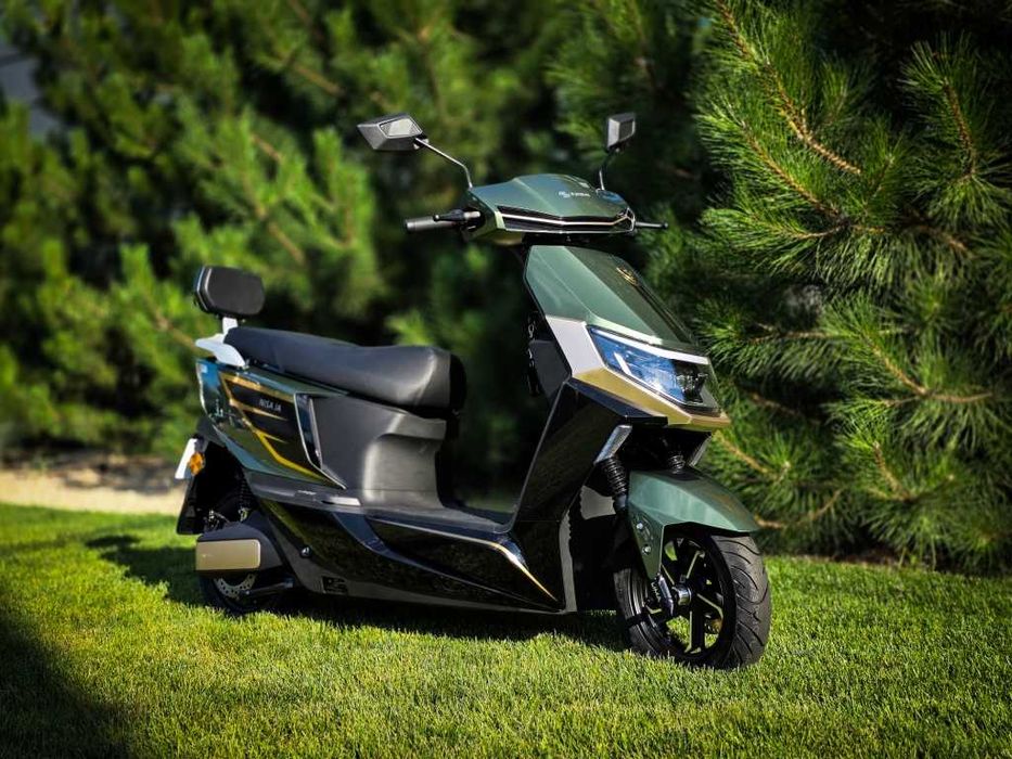 Електроскутер NISA JA