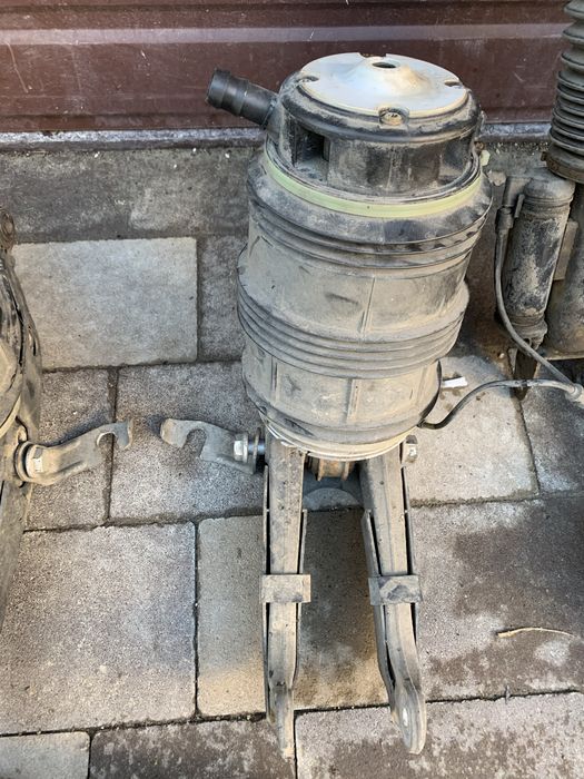 Пневмобалони для Mercedes Benz E211 Original