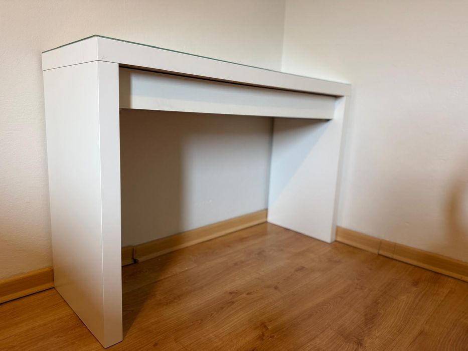 Biały stolik konsola Ikea odbiór w Gdyni