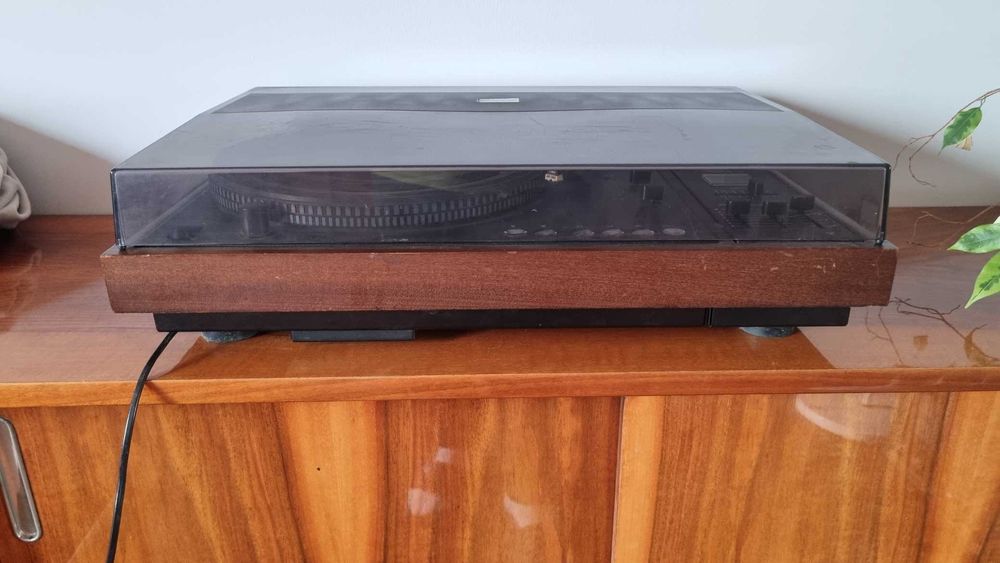 Gramofon Unitra Daniel WG 1100 fs ze wzmacniaczem uszkodzony