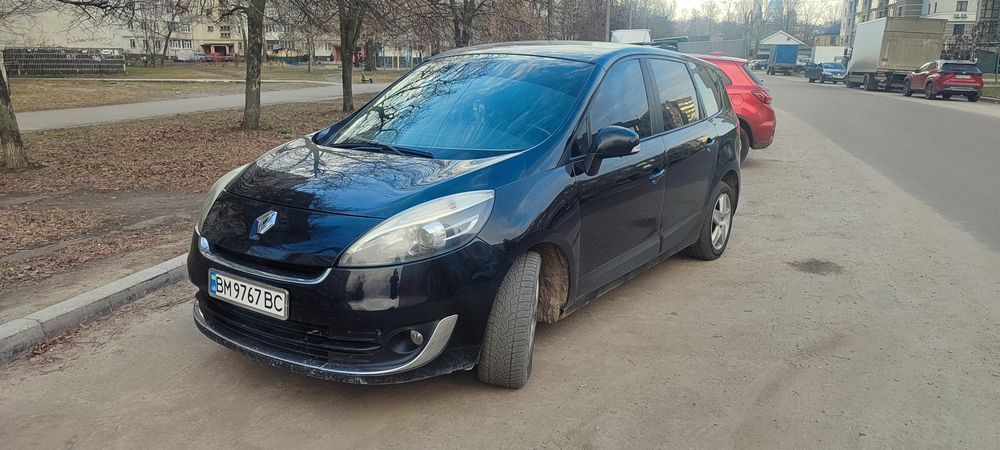 Рено Сценик 3 7мест