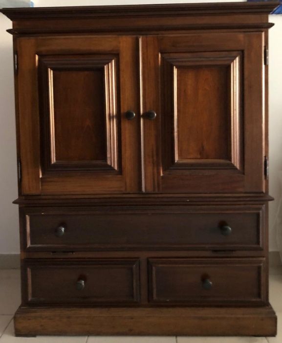 Móvel TV / Video / Som em carvalho maciço