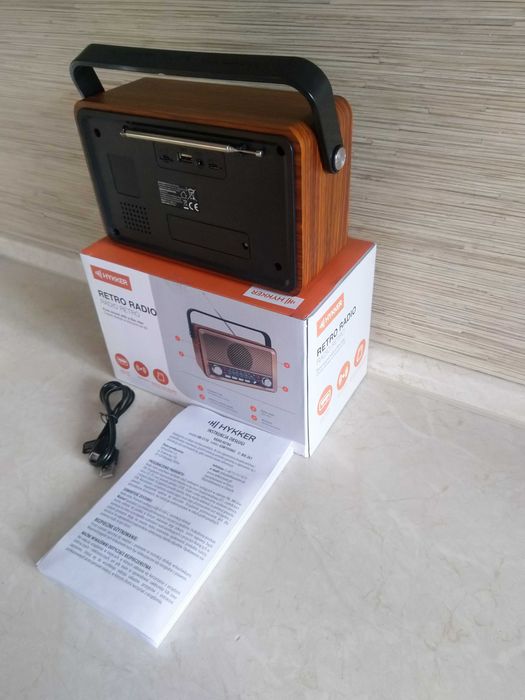 HIT Radio retro sieciowe na usb bezprzewodowe akumulatorowe 2w1 KURIER