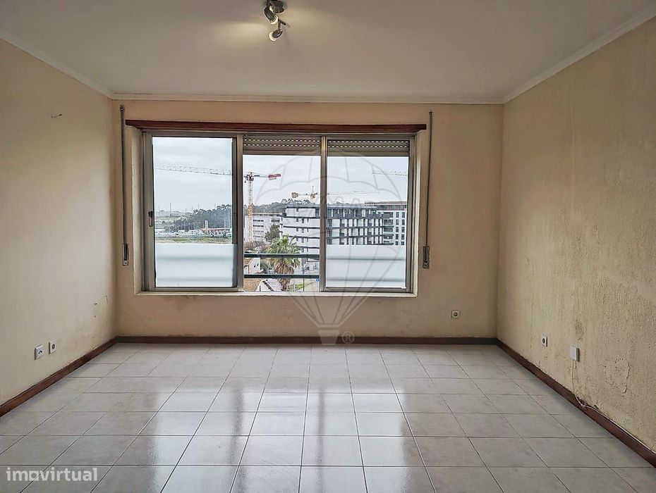 Apartamento T2 para venda — Águas Santas, Porto