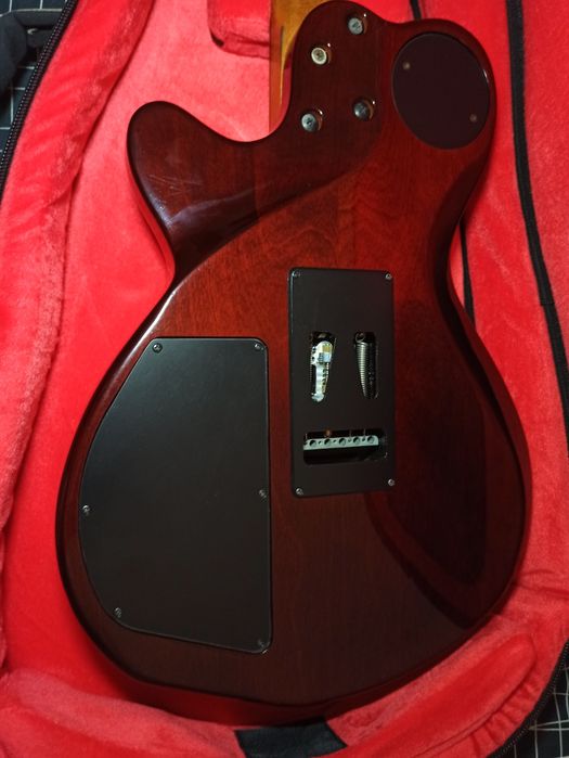 Godin xtSA universal guitar