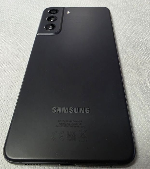 Продам смартфон Samsung Galaxy S21 FE 5G