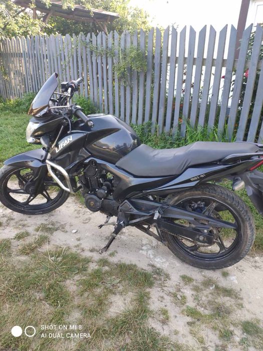 Мотоцикл Lifan KP 200