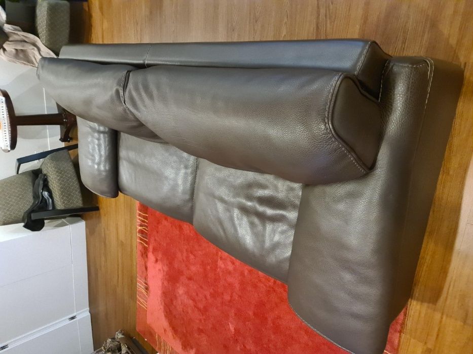 Sofá 3 lugares Roche Bobois em Pele Castanha Escura