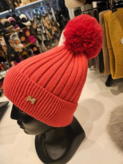 Różowa cieplejsza czapka,akryl,rozmiar uniwersalny