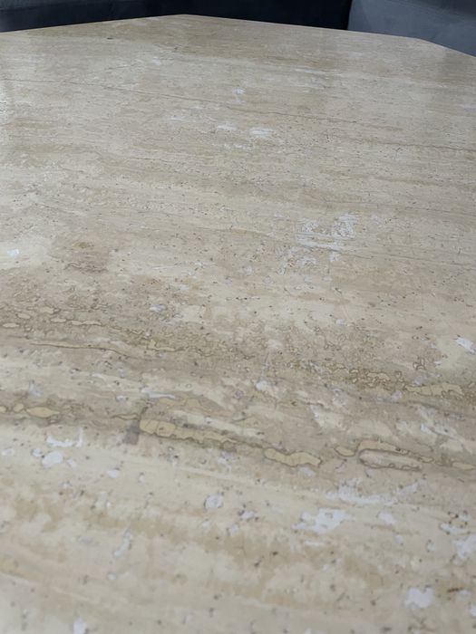 Stol trawertyn 100x100x45