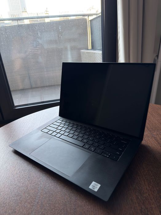 DELL Precision 5550 15.6" 4K touch| 32 GB RAM| i7-10875H| Quadro T2000