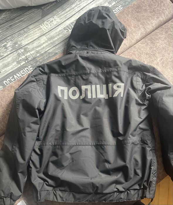Поліцейський бушлат новий