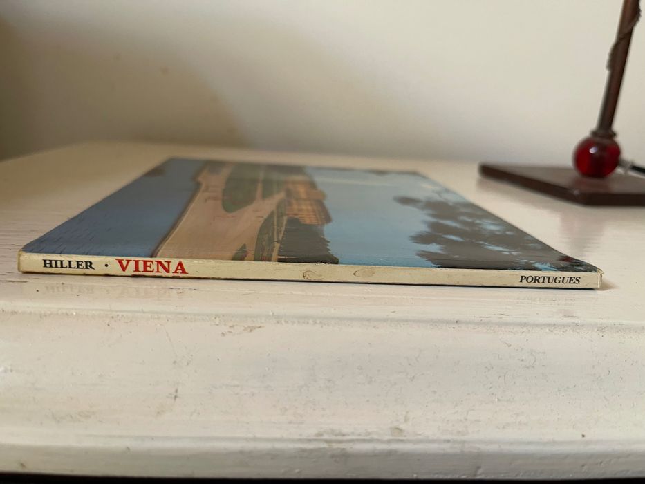 Livro sobre Viena