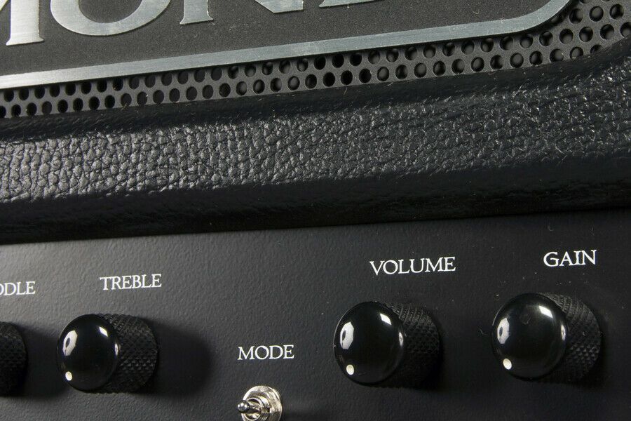 Amplificador Diamond Assassin Hand Made in USA