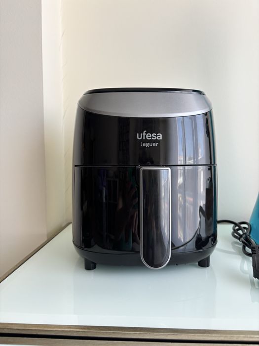 Air Fryer Ufesa Jaguar em garantia até fevereiro de 2027