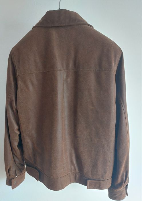 Blusão 100% pele verdadeira, forrado, sem uso, Tamanho 48