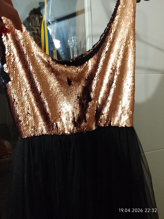 Сукні люкс , вечірня випускна
