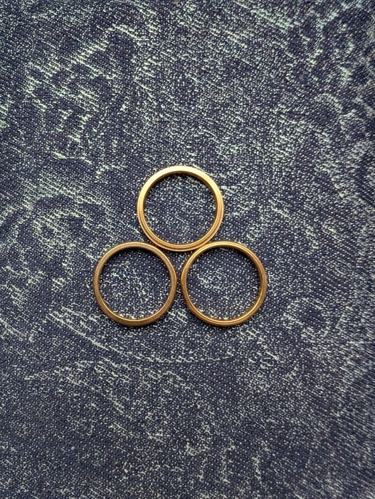 Три кольца из нержавеющей стали
