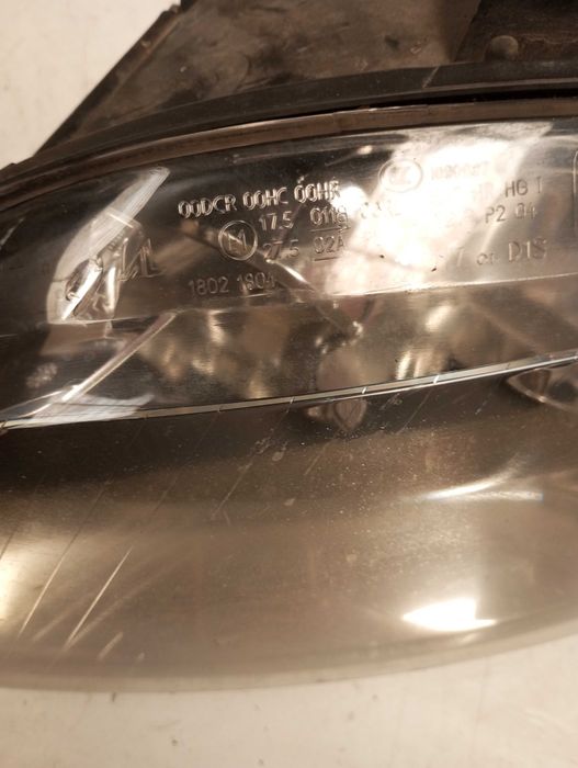 Par Faróis Óticas Audi A4 B7 — Compatível S-Line (8E0941004BL)