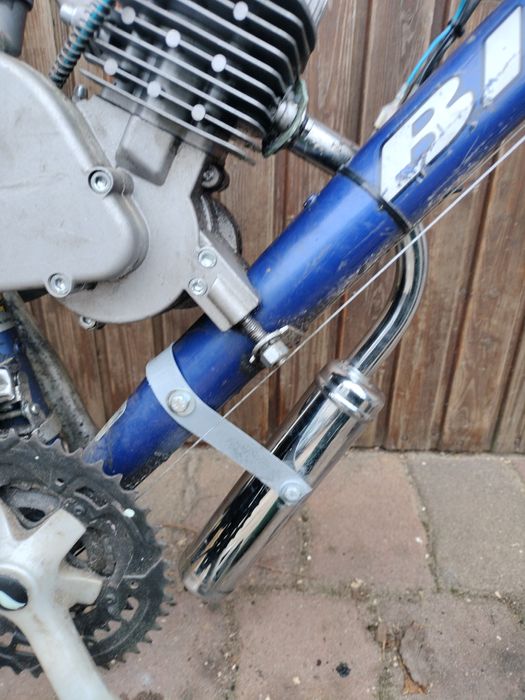 Rower z silnikiem 80cc