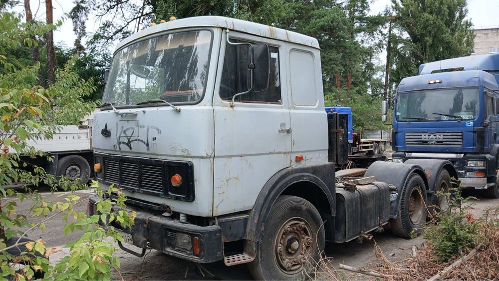 Продам МАЗ 6*4 тягач