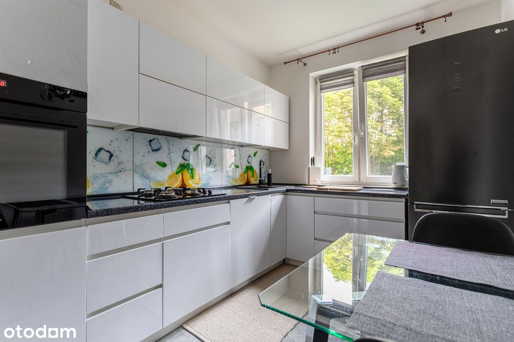 2 pokoje, 49,24m2, balkon, miejsce postojowe, klimatyzacja, parter