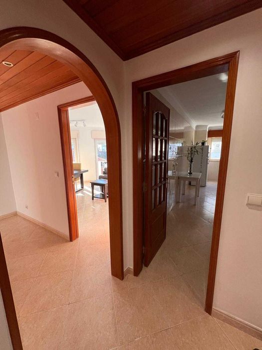 Apartamento T2 - Belas