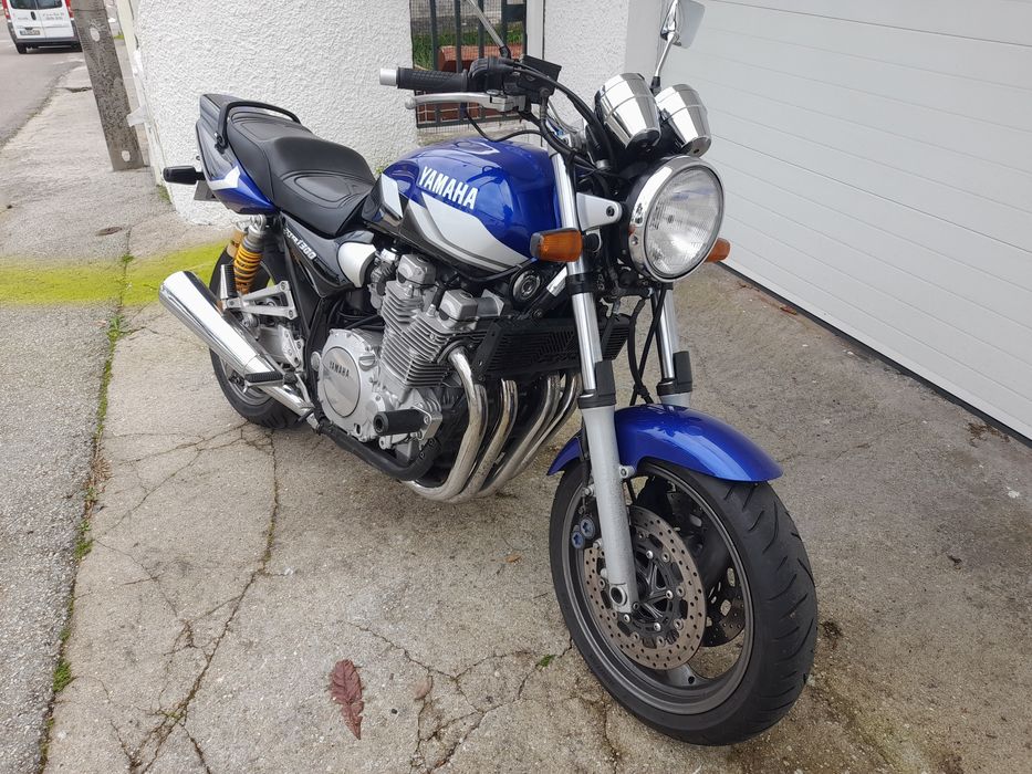 Troco Yamaha XJR1300 nova