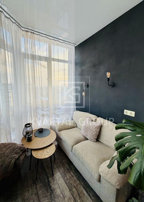 Без комісії. Квартира з дизайнерським ремонтом і центрі міста.