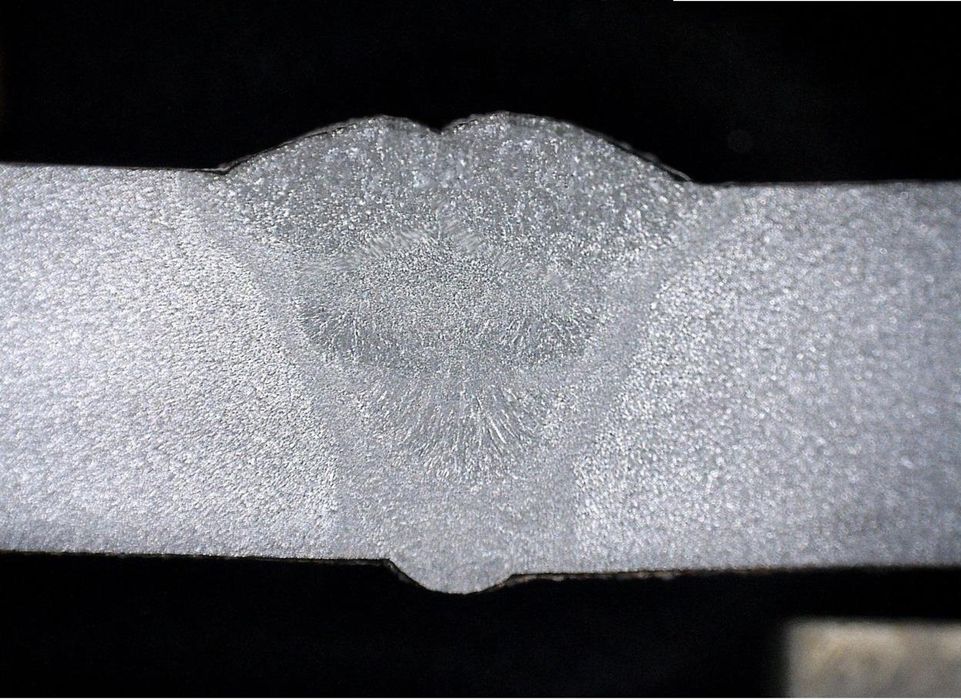 Nadzór spawalniczy / Spawalnicy IWE / Badania NDT, DT  / Certyfikacje