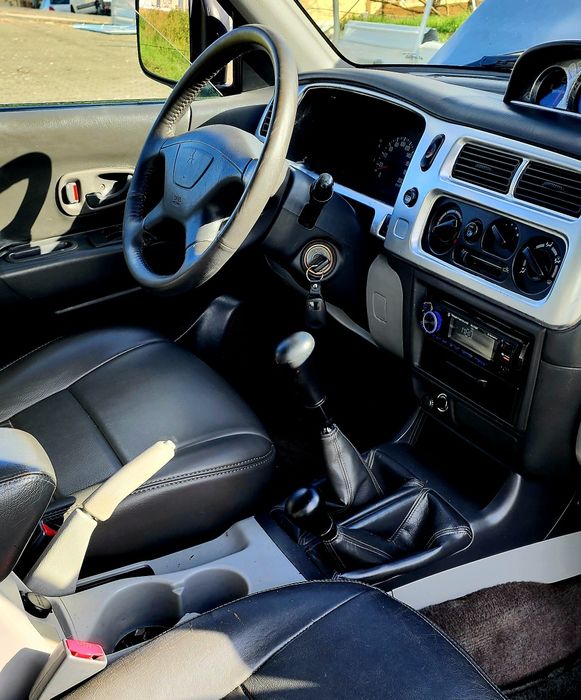 Mitsubishi Pajero Sport GLS