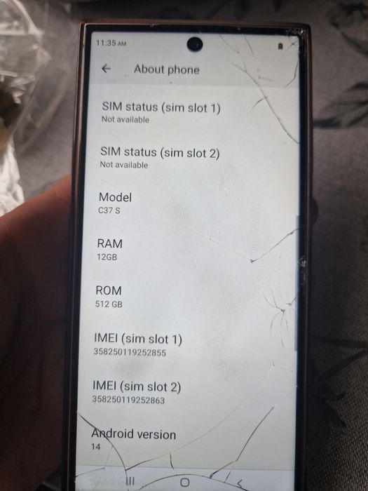 Smartphone  c37s