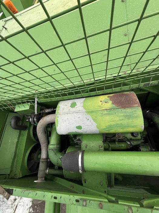 Свіжопривезений John Deere 1065 , Klima, жатка 3,65 візок Хороший стан