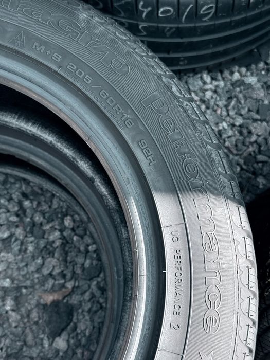 205 60 16 Goodyear UltraGrip Perfomance 2 90% 2025 Шини Зима