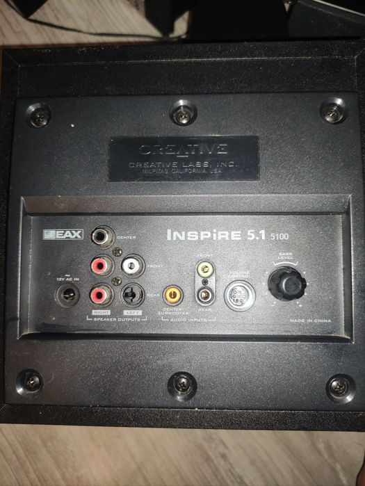 Zestaw 5 głośników plus subwoofer Creative inspire 5.1 5100.
Potencjom