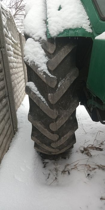 Трактор т40  на ходу в робоче стані