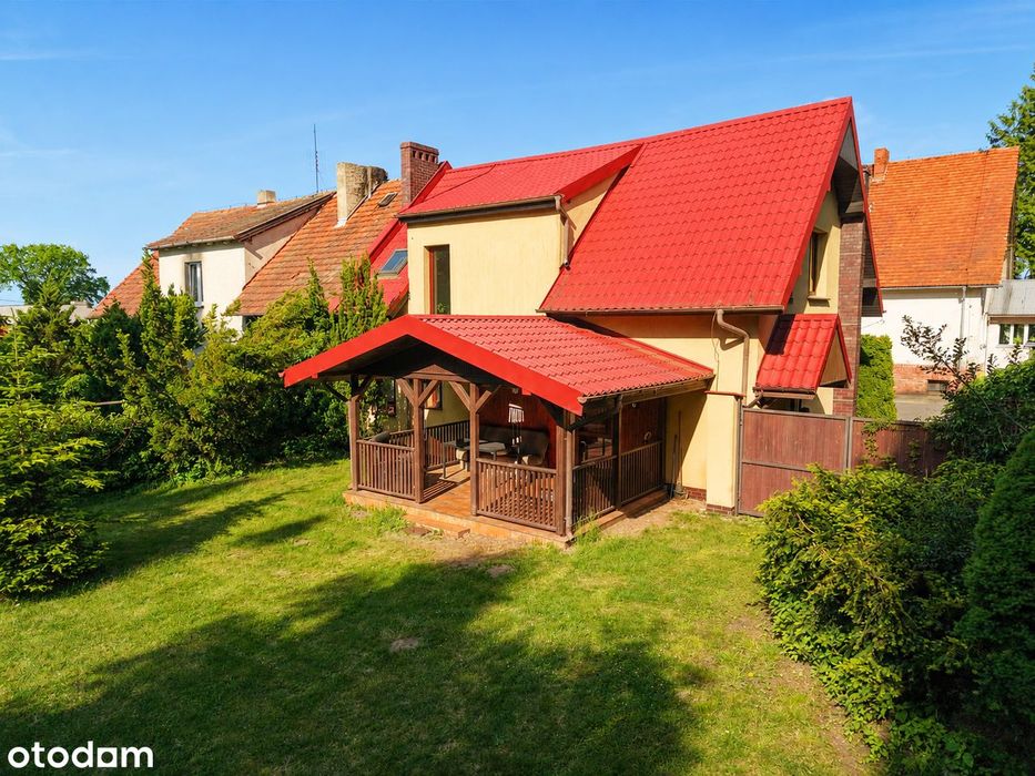 Dom Międzybórz | 109,3 m² | Działka 7,3 ar | Taras | Garaż | Kameralny