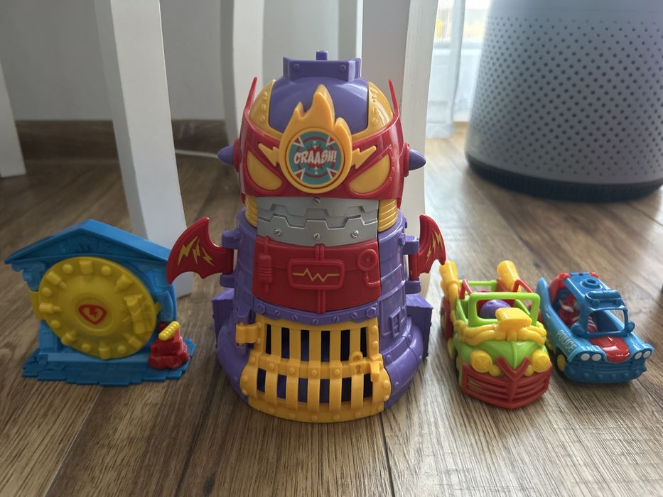 Super zings wieza wiezienie