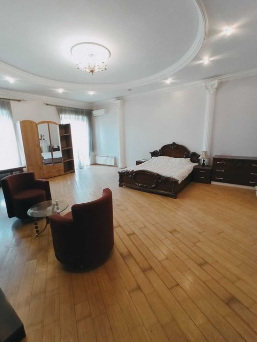 Сдается 2-х уровневая кв-ра в Центре, Дерибасовская, для айтишников