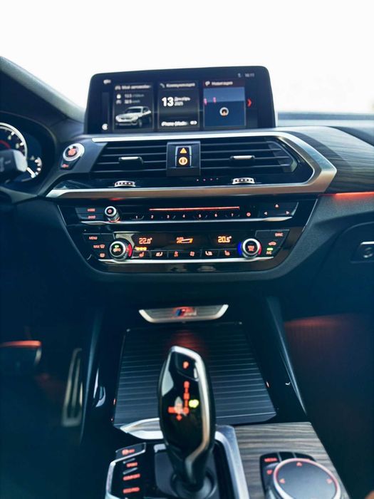 BMW X3 maximal (3.0 бензин, 2018 год)