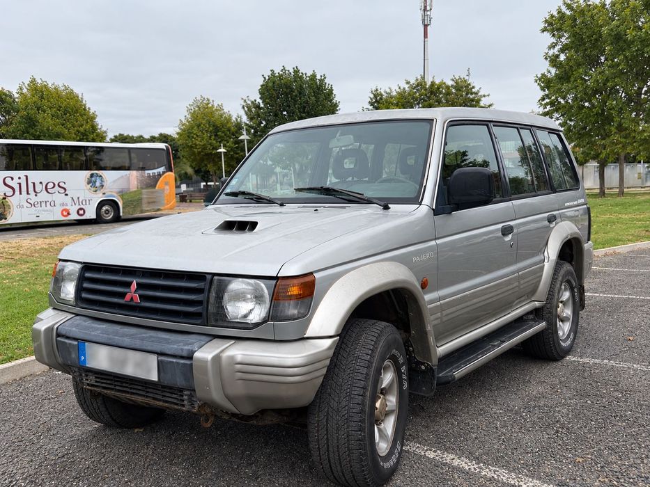 Mitsubishi Pajero 2.8 TD GLS Longo