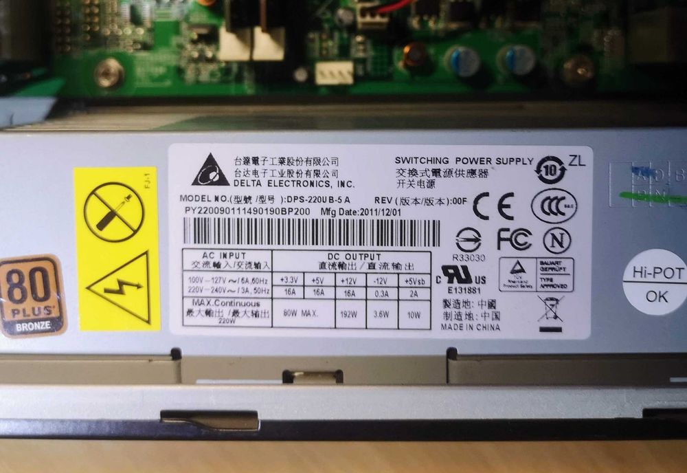 Комп'ютер eMachines el1360g системний блок AMD E-300 4GB RAM 160Gb HDD