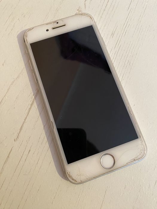 IPhone  8  64gb відмінний стан